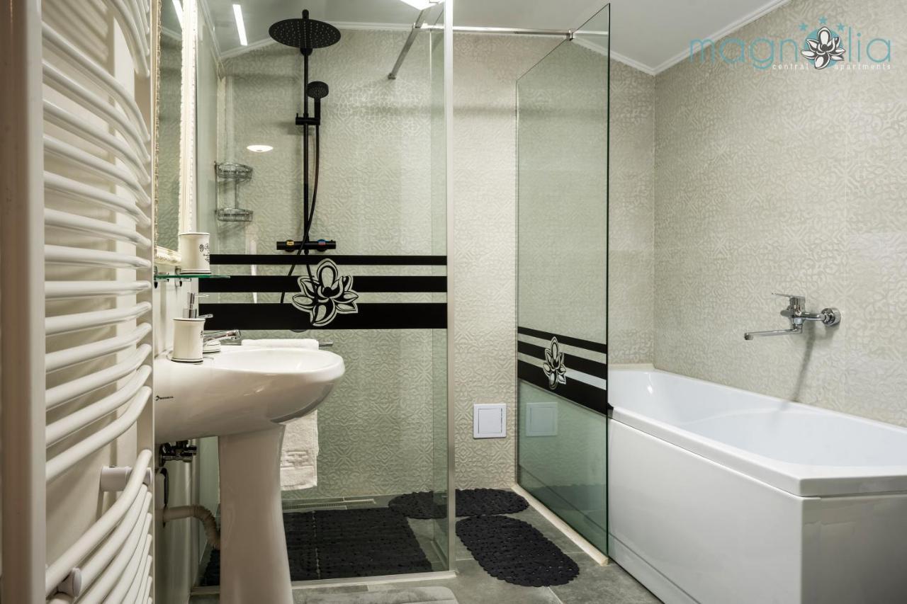 Magnolia Central Apartment #1 ซิวิโชอารา ภายนอก รูปภาพ